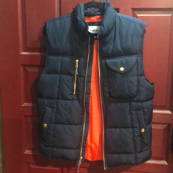 Goodfellow puffer vest Clearance